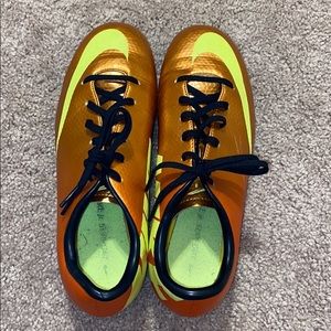 Jr. Nike Mercurial Soccer Cleats size 6 Youth